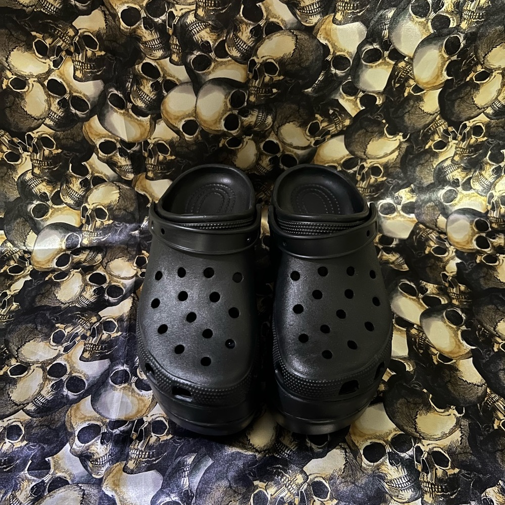 Platform crocs